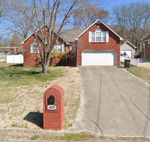 409 Williamsport Dr in Smyrna, TN - Building Photo