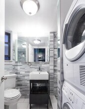 51 Leroy St, Unit 2C in New York, NY - Foto de edificio - Building Photo