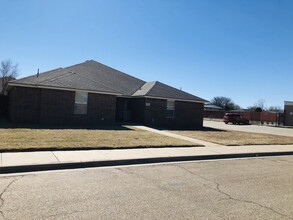 5401 Harvard St in Lubbock, TX - Building Photo - Building Photo