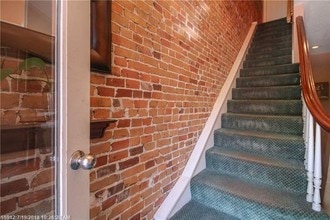 287 Spring St, Unit 8 in Portland, ME - Foto de edificio - Building Photo