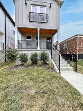 1107 Walsh St in Nashville, TN - Building Photo - Building Photo