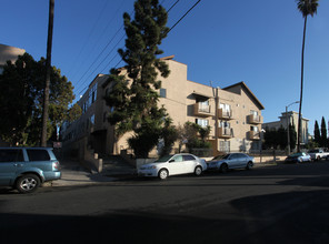 5125 Harol Ave in Los Angeles, CA - Building Photo - Building Photo