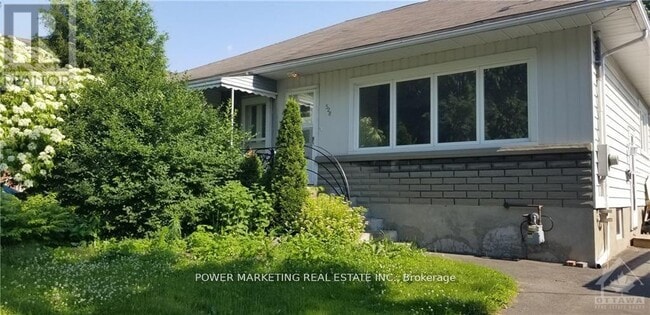 property at 528 Mutual St