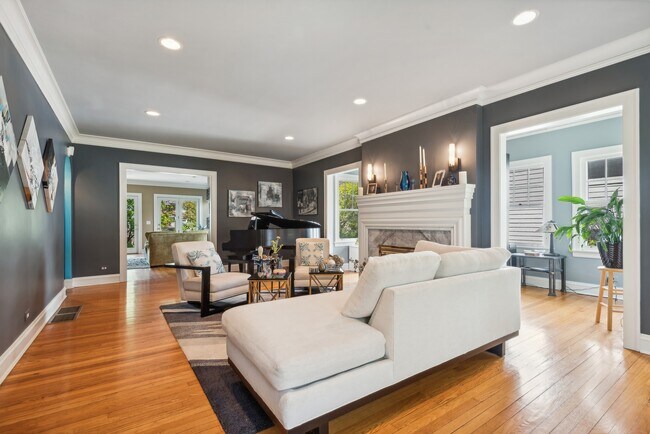 1316 Ashland Ave in Wilmette, IL - Building Photo - Building Photo