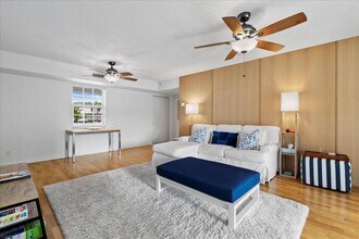 1250 Sugar Sands Blvd in West Palm Beach, FL - Building Photo - Building Photo