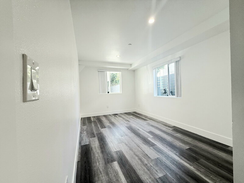 2855 Cincinnati St in Los Angeles, CA - Building Photo
