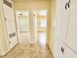 2613 W Imperial Hwy in Inglewood, CA - Building Photo - Building Photo