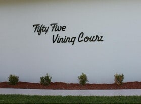 55 Vining Ct in Ormond Beach, FL - Building Photo