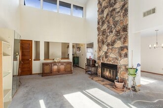 422 Panorama Dr in Mohegan Lake, NY - Building Photo - Building Photo