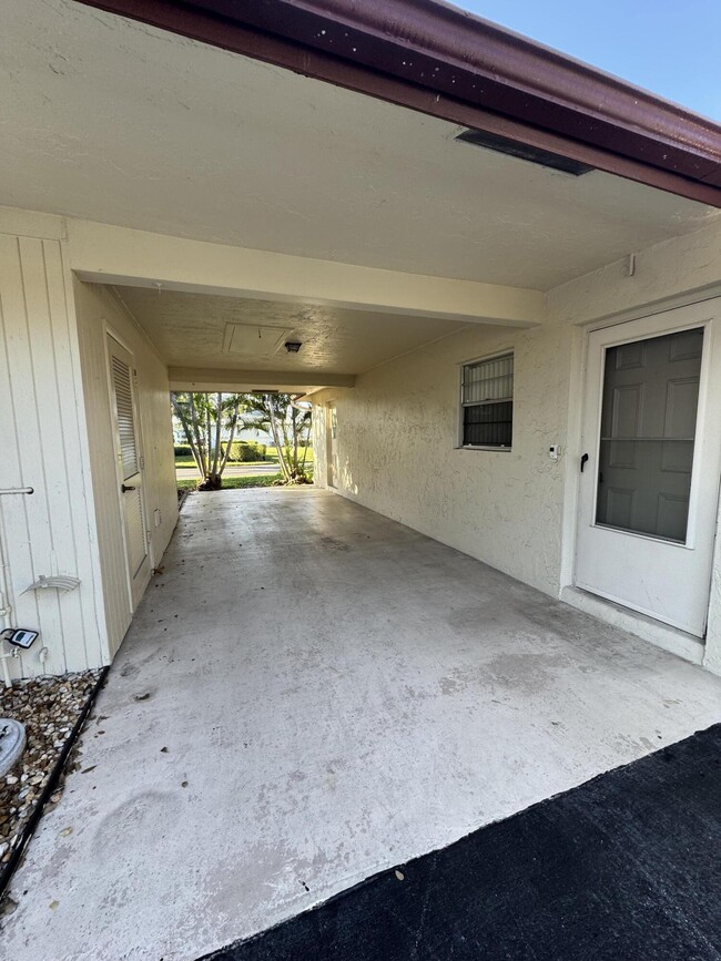 508 Sandpiper Cir Ln in Delray Beach, FL - Building Photo - Building Photo