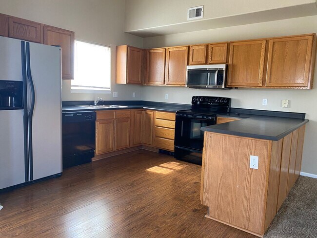 5831 Atlantic Dr in Cheyenne, WY - Building Photo - Building Photo