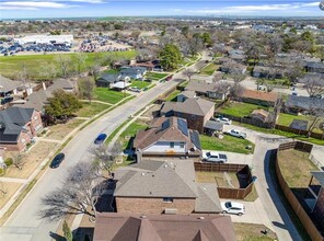 398 N Shore Pl in Lewisville, TX - Building Photo - Building Photo