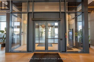 15 Skyridge Dr in Brampton, ON - Building Photo - Building Photo