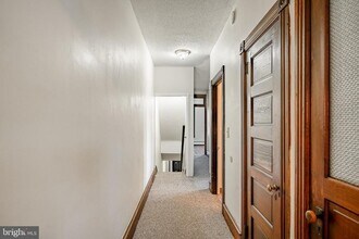 324 4th Ave in Phoenixville, PA - Building Photo - Building Photo