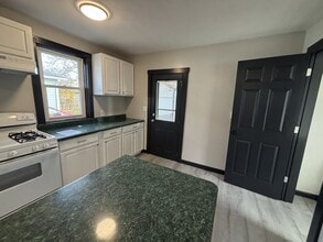 1546 Frederick Ave SW in Canton, OH - Building Photo - Building Photo