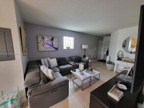 3415 NE 9th Dr in Homestead, FL - Building Photo - Building Photo