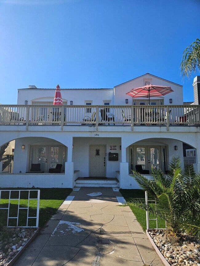 540 Orange Ave-Unit -#1 in Coronado, CA - Building Photo - Building Photo