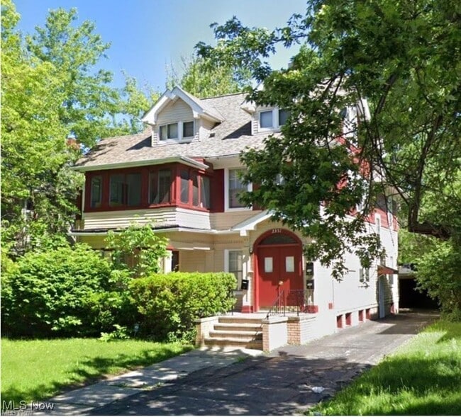 property at 3351 Desota Ave