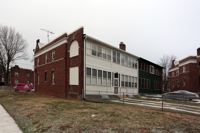 4005 8th St NE in Washington, DC - Building Photo - Building Photo