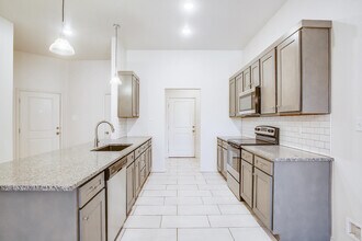 1708 Corpus Ave in Wolfforth, TX - Building Photo - Building Photo