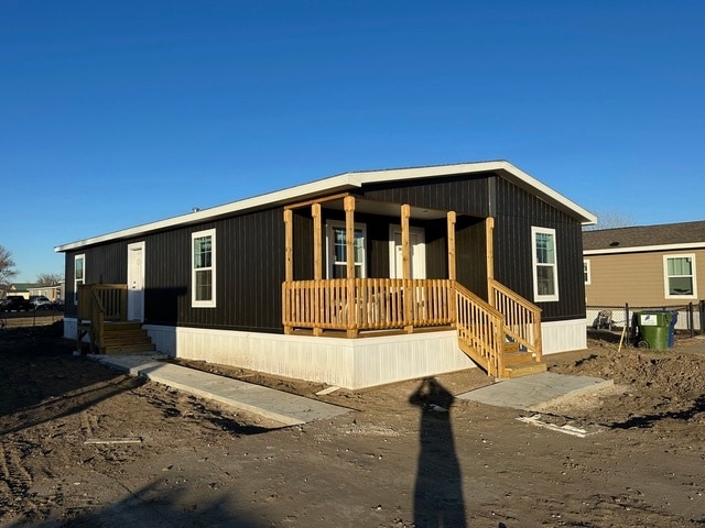 property at 304 Paradise Ter