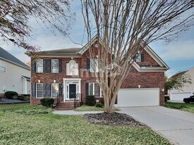 4141 Autumn Cove Dr in Clover, SC - Building Photo