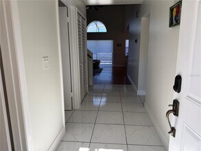 227 Burning Tree Dr in Kissimmee, FL - Building Photo - Building Photo