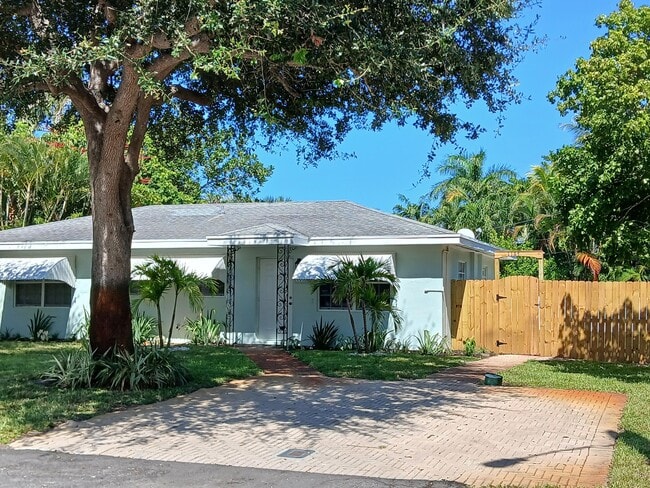 property at 1137 NE 9th Ave
