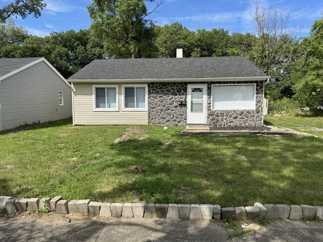 property at 1960 Central Dr