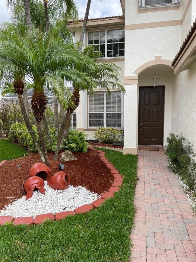 2145 SW 150th Ave in Miramar, FL - Building Photo - Building Photo
