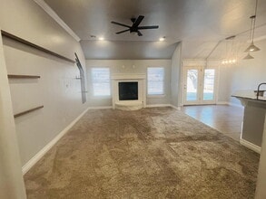 2833 Busheywood Dr in Yukon, OK - Building Photo - Building Photo