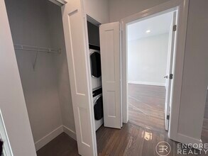 111 Park Dr in Boston, MA - Building Photo - Building Photo