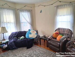 3 Washburn Terrace in Brookline, MA - Building Photo - Building Photo