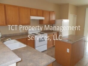 3703 E Sundance Ave in Gilbert, AZ - Building Photo - Building Photo