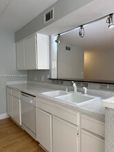 2607 NW 33rd St in Oakland Park, FL - Building Photo - Building Photo