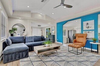 4110 Iola Dr in Sarasota, FL - Building Photo - Building Photo