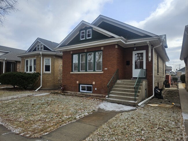 property at 6125 W Newport Ave