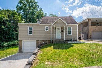 503 Elm St in Clairton, PA - Building Photo - Building Photo