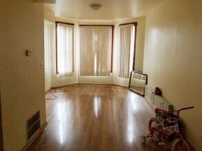 712 N Drake Ave, Unit 2 in Chicago, IL - Building Photo - Building Photo