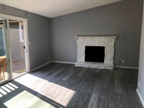 24781 Parkside Dr in Veneta, OR - Building Photo - Building Photo