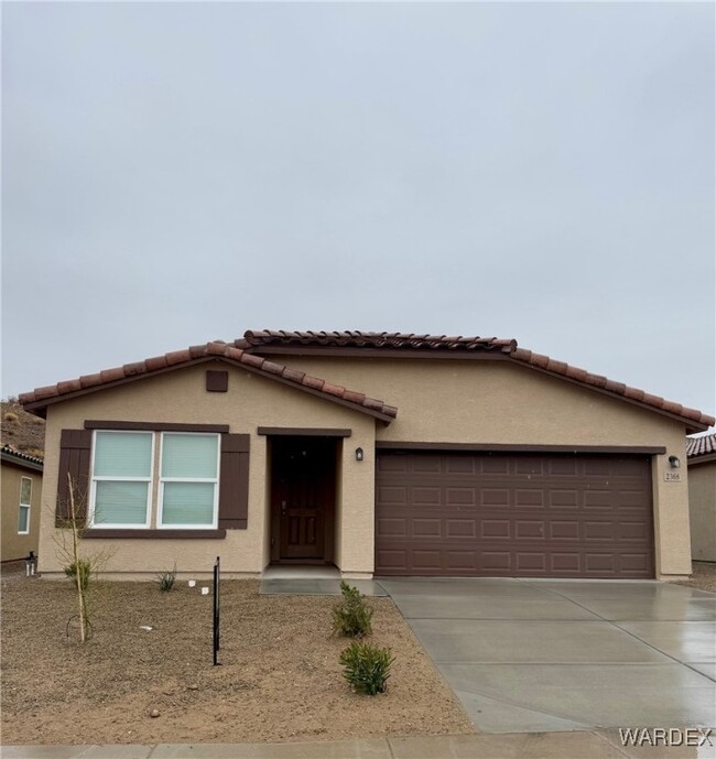 property at 2368 Tapatio Dr