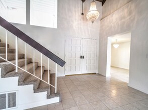 912 Brightstone Ct in Westlake Village, CA - Building Photo - Building Photo