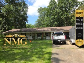 945 Park Ln in Jackson, MS - Building Photo