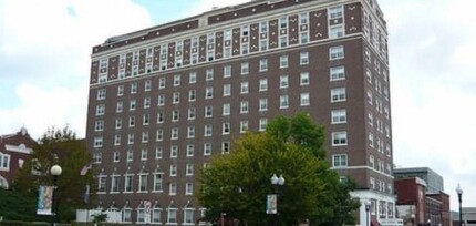137 Harrison Ave in Greensburg, PA - Building Photo - Building Photo