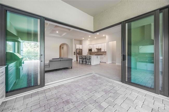 2754 Aviamar Cir in Naples, FL - Building Photo - Building Photo