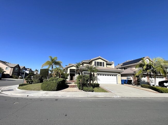 9755 Lipari in Cypress, CA - Building Photo - Building Photo