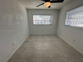 307 E 5th St in Hialeah, FL - Building Photo - Building Photo