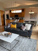 3109 Tamarack Ln SE in Rochester, MN - Building Photo - Building Photo