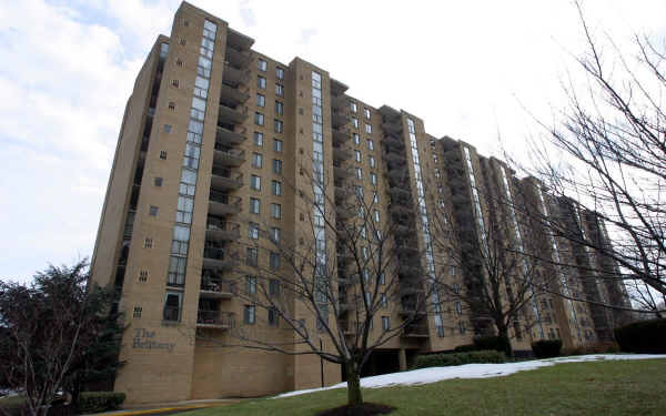 The Brittany in Arlington, VA - Foto de edificio - Building Photo