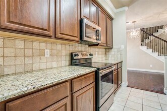 1610 N Bradley St in McKinney, TX - Building Photo - Building Photo